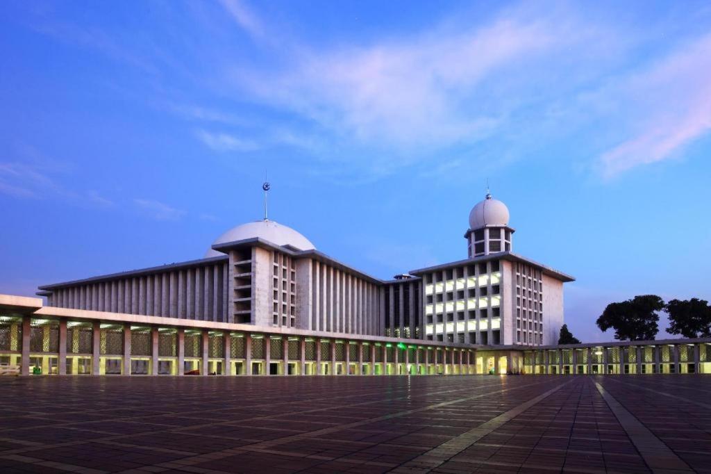 Hotel Lautze Indah Jakarta Eksteriør billede
